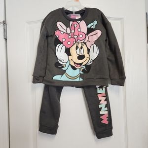Disney Minnie Mouse Girls Size 6  Long Sleeve Sweater Top and Sweat Pants